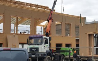 A Noyal-Sur-Vilaine, un bâtiment tertiaire en béton de chanvre sort de terre - Batiweb